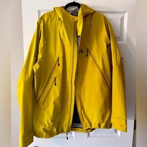 Mountain Hardwear High Exposure GORE-TEX C-KNIT Yellow Rainjacket - Men's